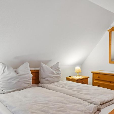 2 Bedroom Lovely Apartment In Dagebüll Exteriör bild